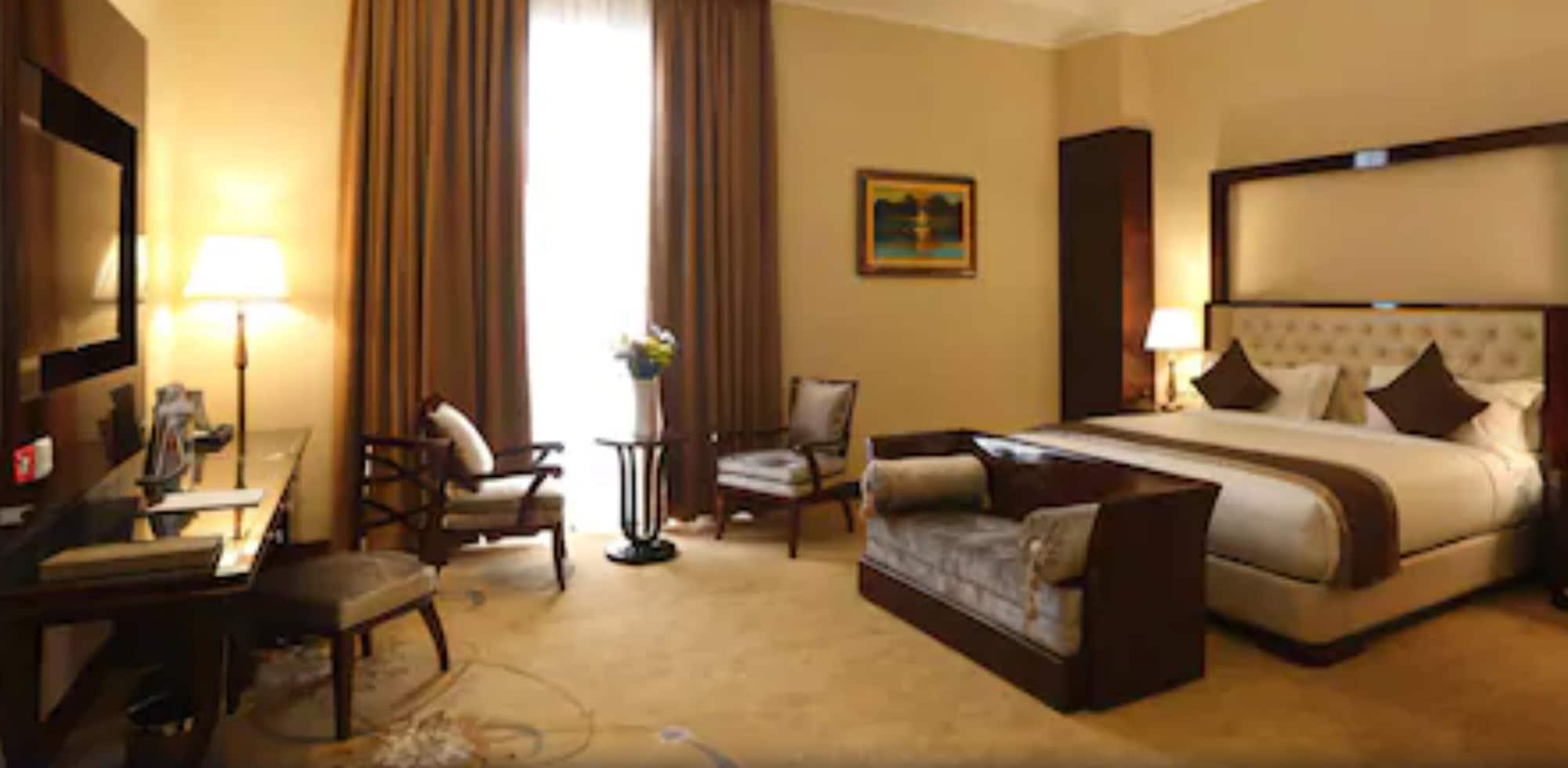 Sapphire Addis Hotel Екстериор снимка