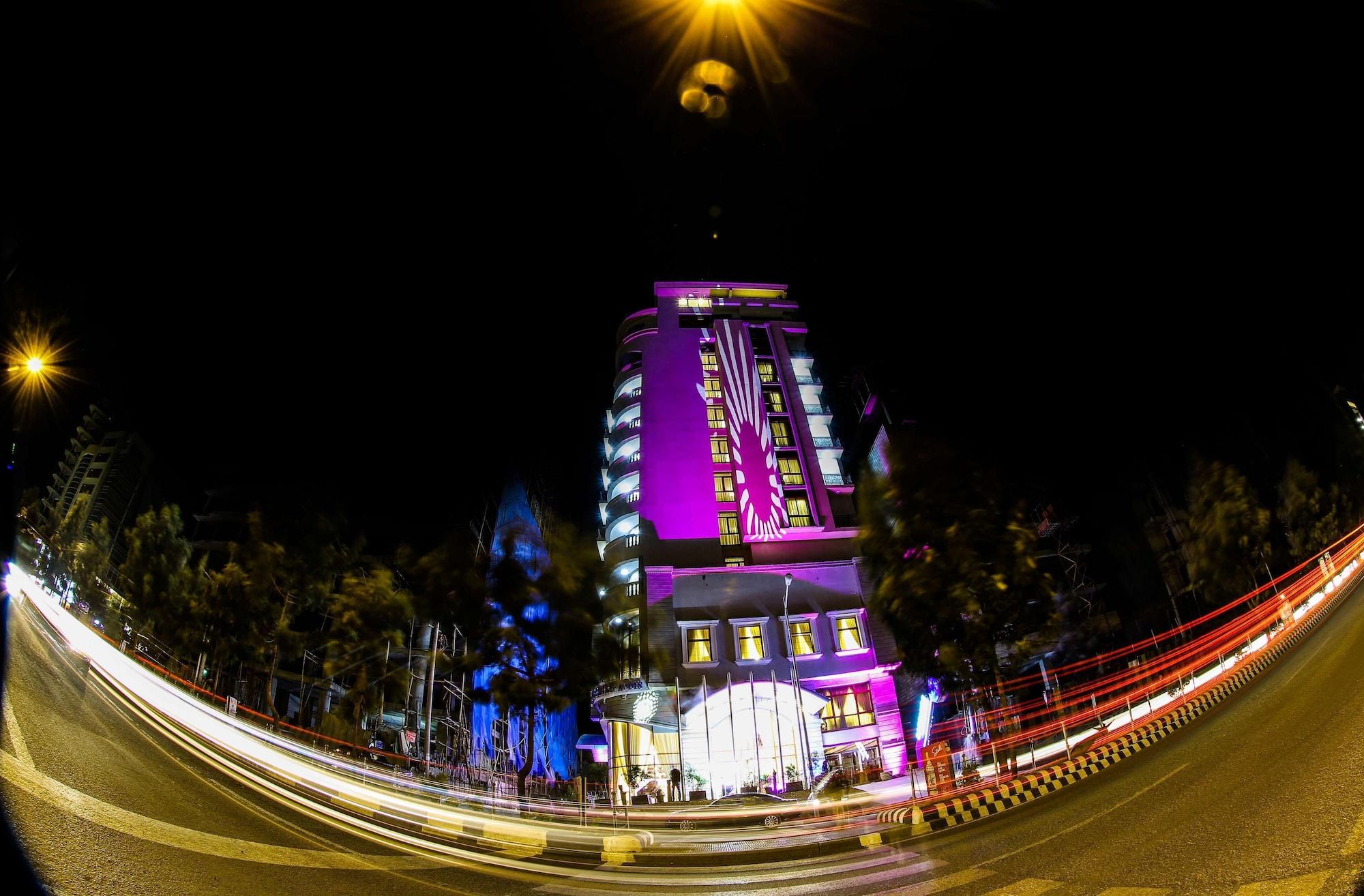 Sapphire Addis Hotel Екстериор снимка