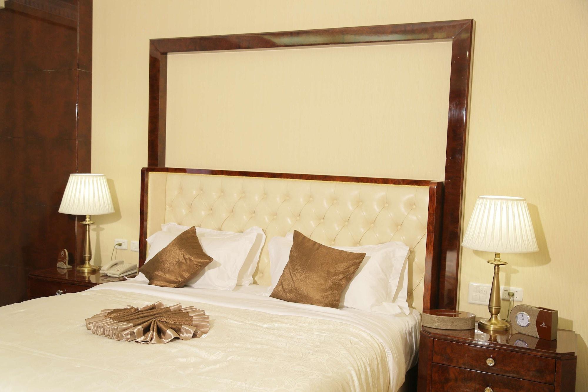 Sapphire Addis Hotel Екстериор снимка