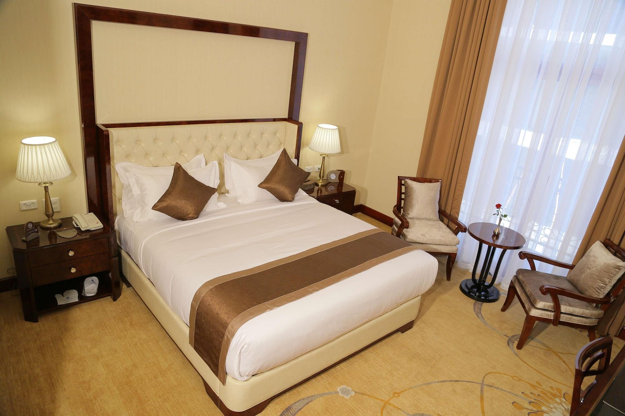 Sapphire Addis Hotel Екстериор снимка
