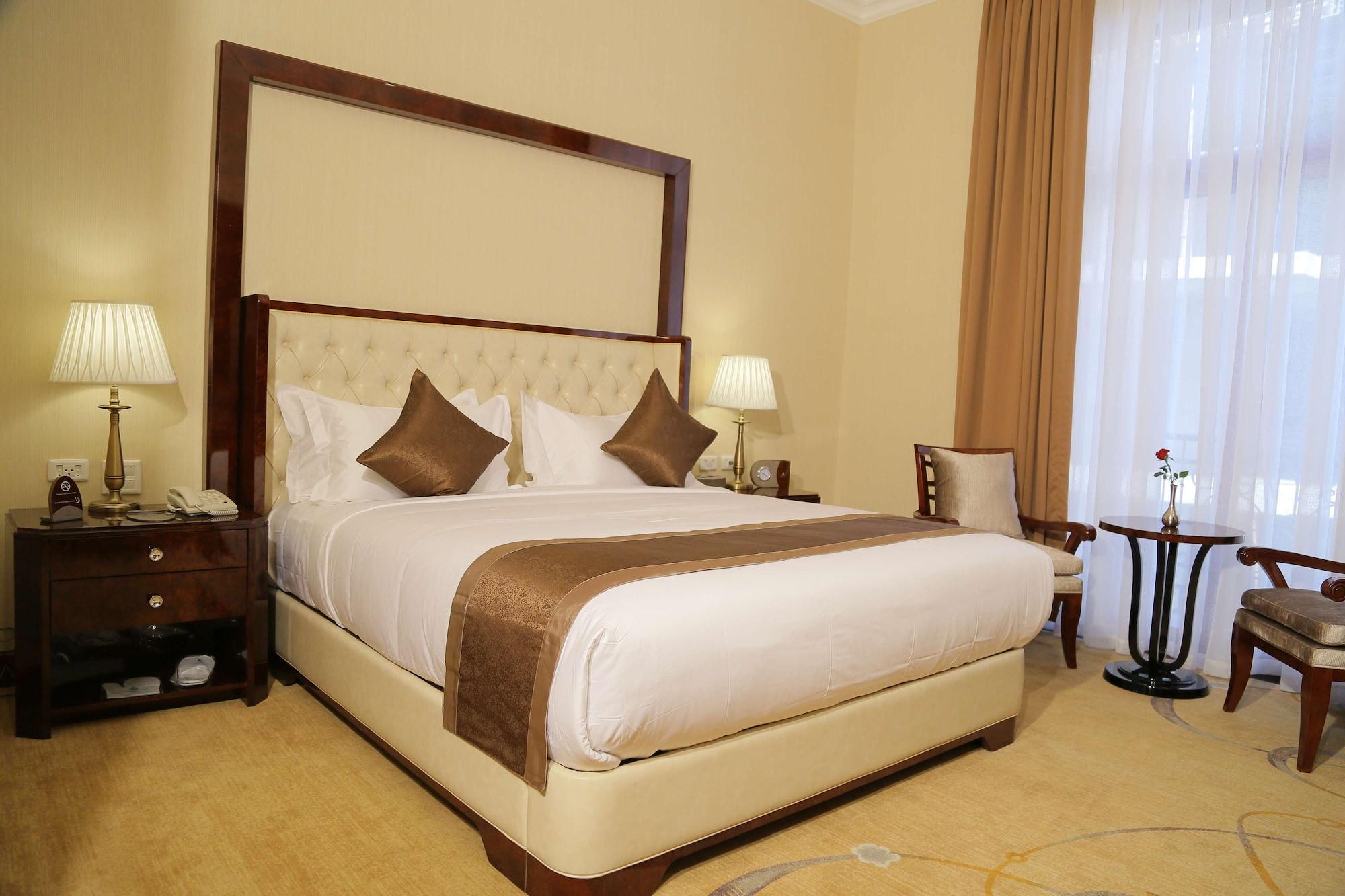 Sapphire Addis Hotel Екстериор снимка
