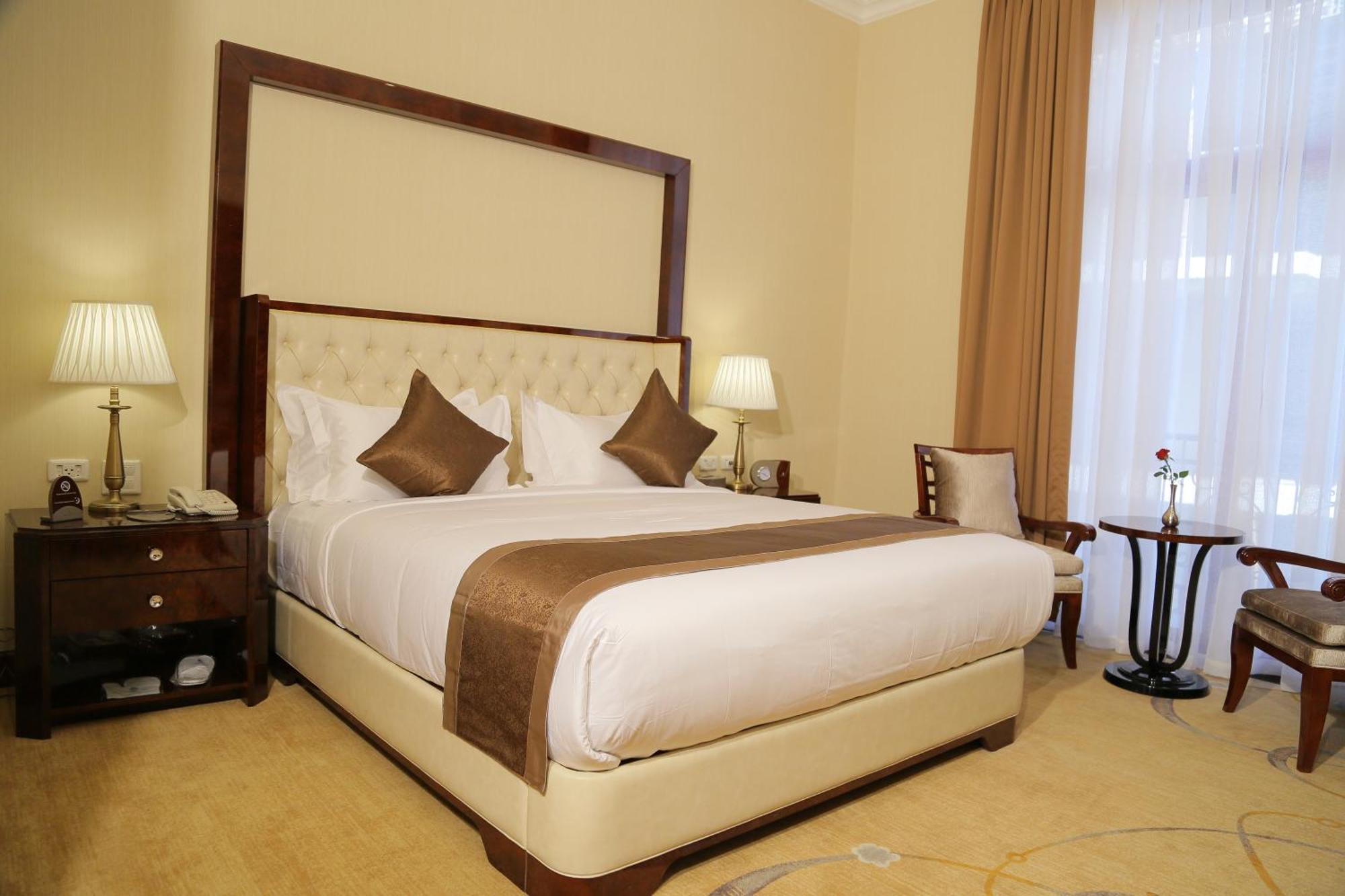 Sapphire Addis Hotel Екстериор снимка