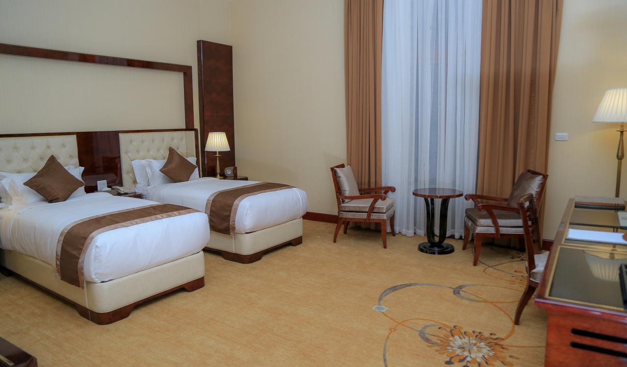 Sapphire Addis Hotel Екстериор снимка