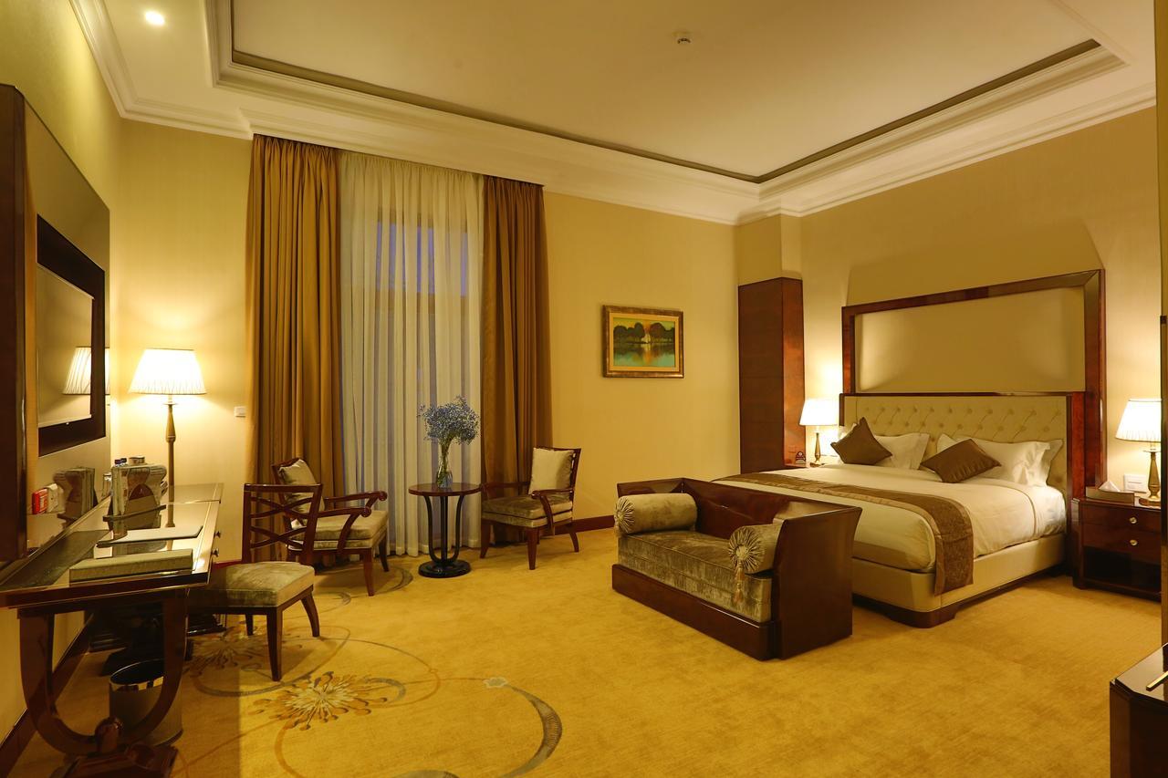 Sapphire Addis Hotel Екстериор снимка