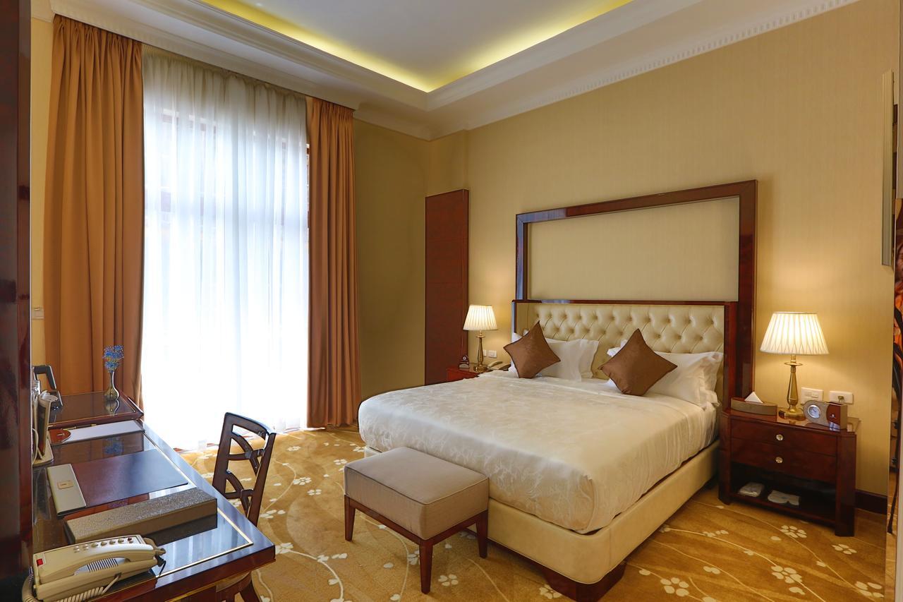 Sapphire Addis Hotel Екстериор снимка
