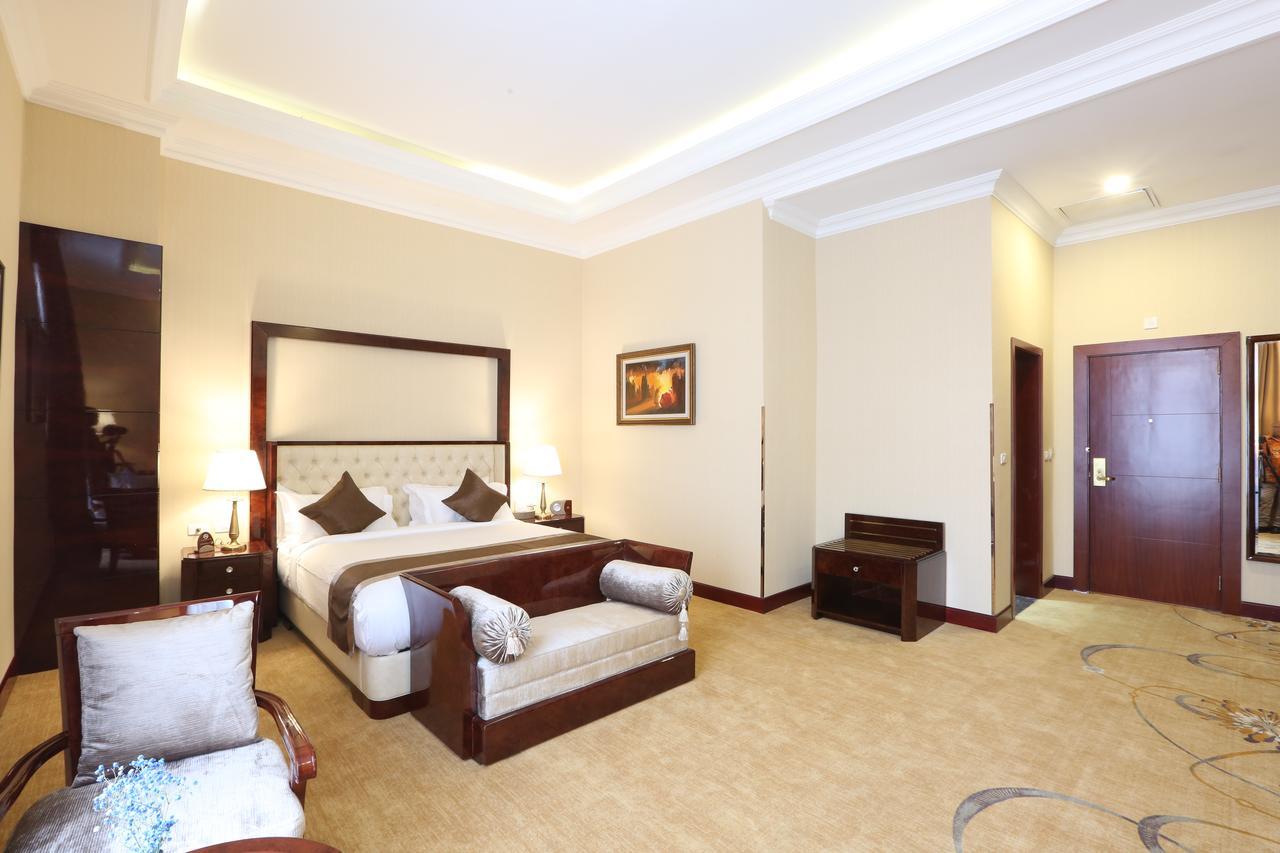 Sapphire Addis Hotel Екстериор снимка