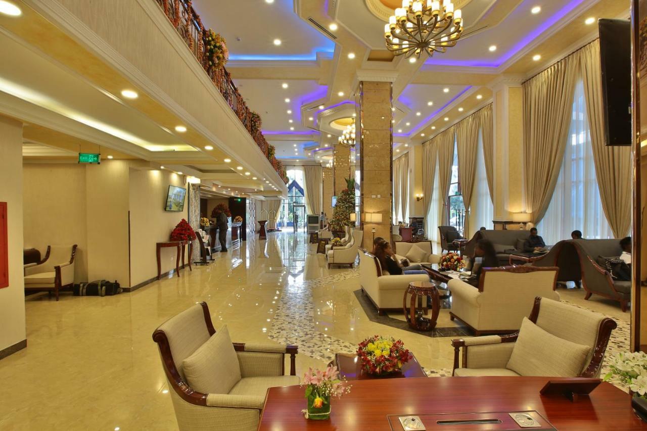 Sapphire Addis Hotel Екстериор снимка