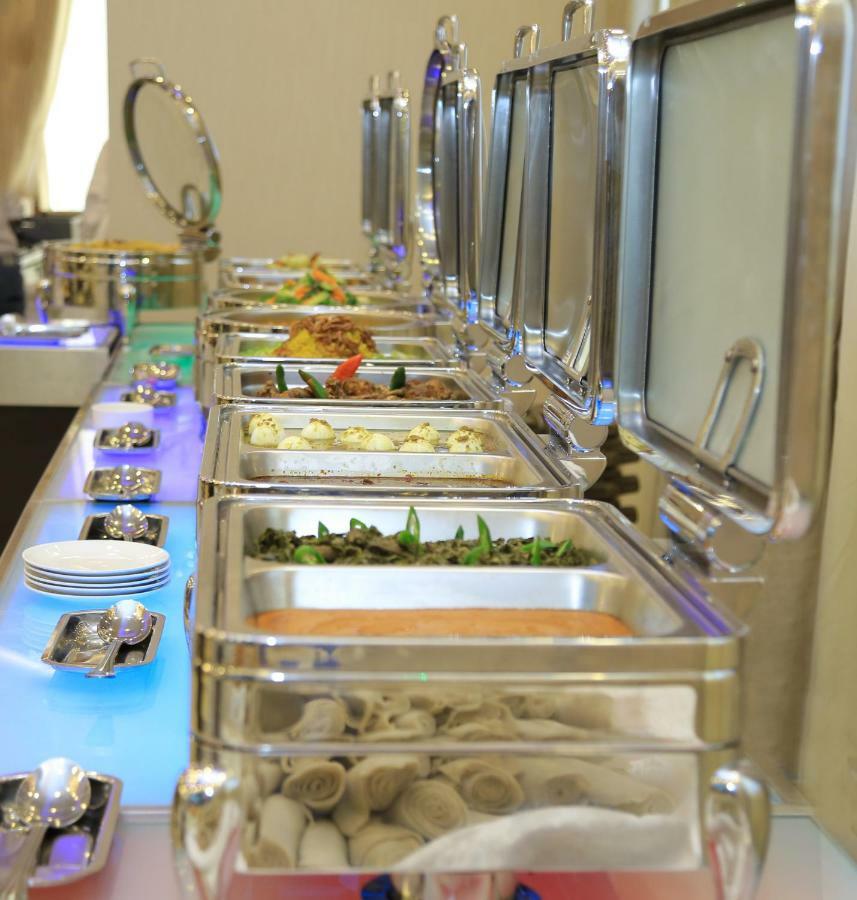 Sapphire Addis Hotel Екстериор снимка
