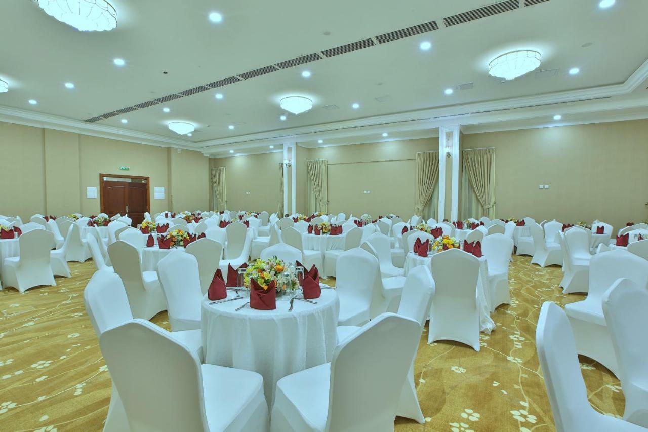 Sapphire Addis Hotel Екстериор снимка
